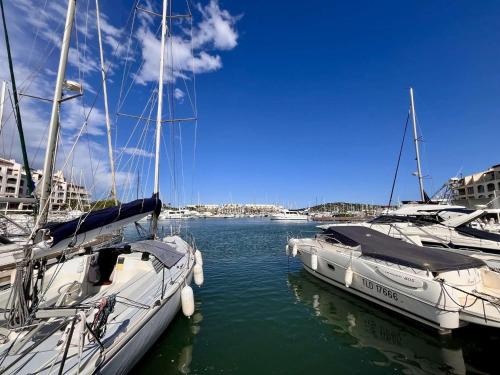 Studio/Mezzanine aux Marines de Cogolin - FR-1-226B-238 in Kogolenas