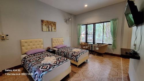 Huaykhakhaeng Country Home Resort in Uthai Thani