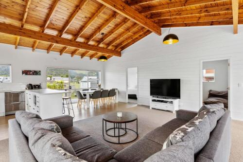 A Stones Throw From The Beach in Pauanui