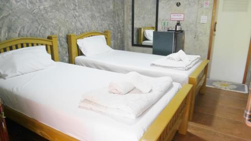 Rublom Resort Mae Taeng near Elephant Rescue Park