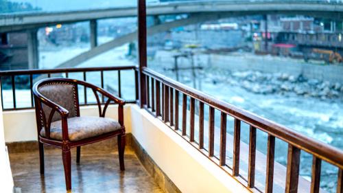 Monal Homestay in Gharakar