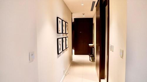 The Address Fountain Views Residence High Floor with Burj Khalifa view and access to Dubai mall, Dubái (foto 10)