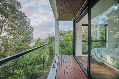 Modern Spacious Hillside Retreat with Scenic Views in Mount Pleasant