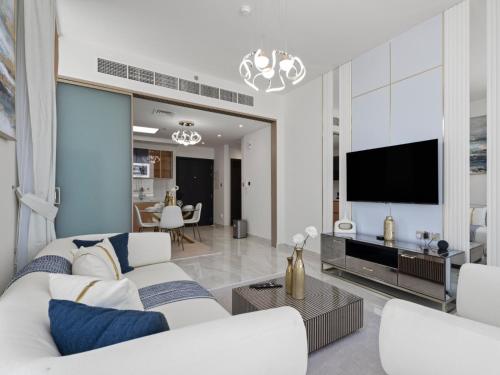 Velvet Luxe 1BR w Private Pool Gemz-15, Dubai (Foto 3)