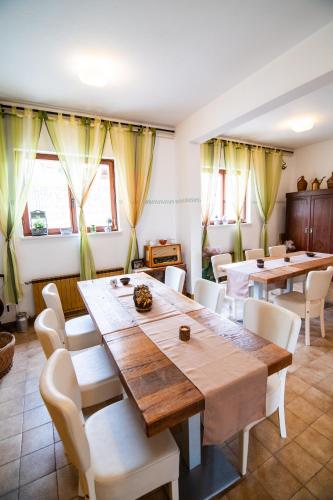Glamping & Camping Green Istria in Truske