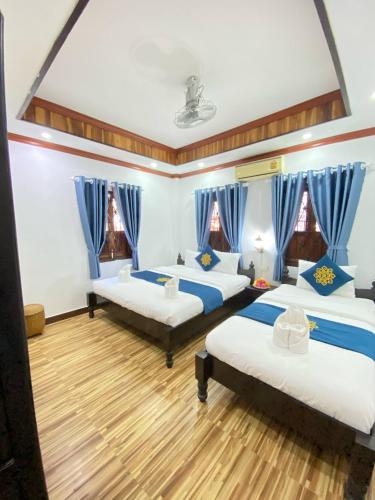Twin Room image 4