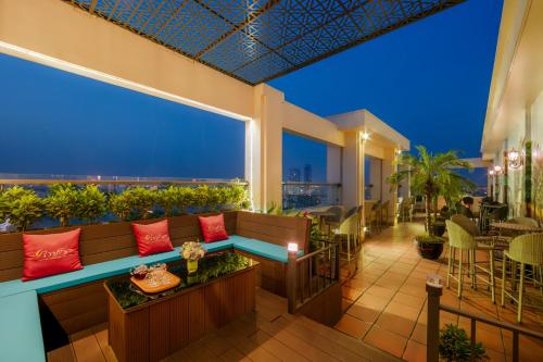 Uitzicht, HTOWER - 197 Văn Cao, Ngô Quyền, Hải Phòng (HTOWER - 197 Van Cao, Ngo Quyen, Hai Phong) near Cat Bi International Airport