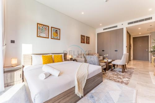 Luxury Studio Steps from Dubai Canal and Minutes to Burj Khalifa, Peninsula Five - 3, Business Bay By Deluxe Holiday Homes, Dubaj (fotografie 9)