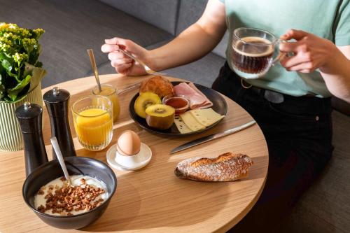 Food and beverages, Hotel Diana Paris in Pantheon - Notre Dame