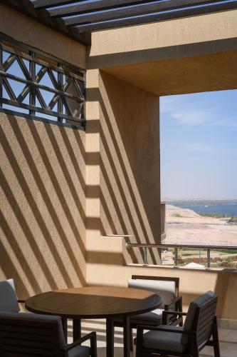 شرفة/ تراس, منتجع زين ويلنس (The Zen Wellness Resort) in اسوان