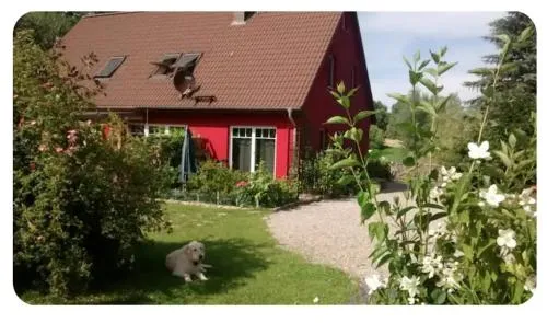 Kleiner Bauernhof in Ostseenähe - ganze Ferienwohnung mit 2 Zimmern in Testorf-Steinfort, Deutschland