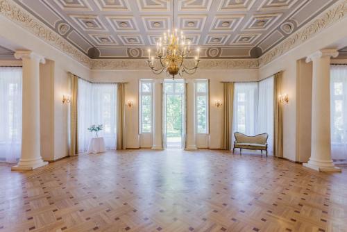 Banquet hall, Saku Manor & Beerspa in Saku