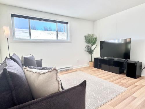 Le Cozy - with EV Chrger Level 2