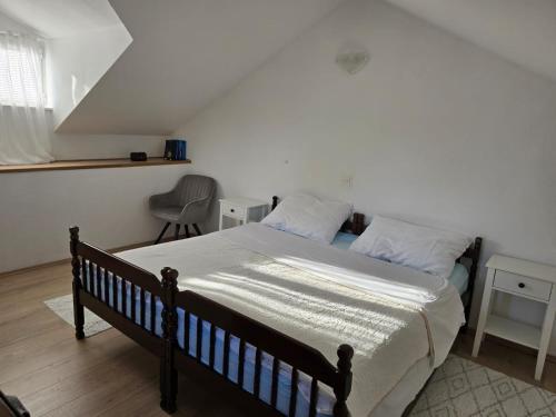 Apartments More - image 12