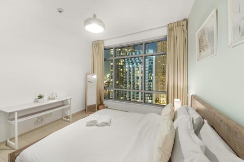 FIRST CLASS 2BR Elegant Urban Retreat, Дубай (фото 3)