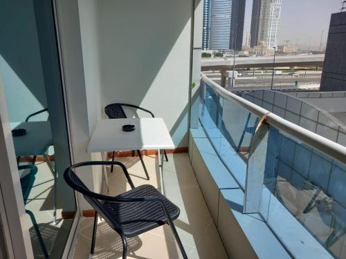 Marina Diamond 2 - Close to Metro/Studio/Marina Dubai 