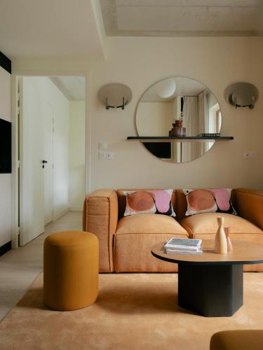 Camping - Paris -  - Edgar Suites - Église - Image #4