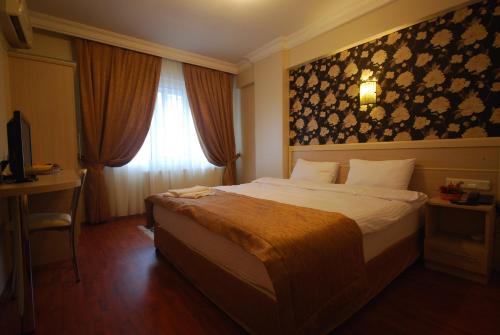 Mini Hotel - image 14