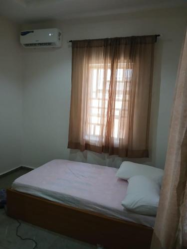 Private and Cosy 3 bedroom house in คาดูนา