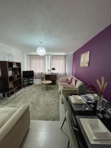 Chic 2 Bed Apartment with Free Parking- Recently Redecorated, 10 Minutes to City Centre, Edinburgh (fotografie 9)