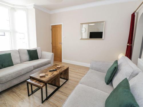 Llandudno Central - 5 Bedroom House