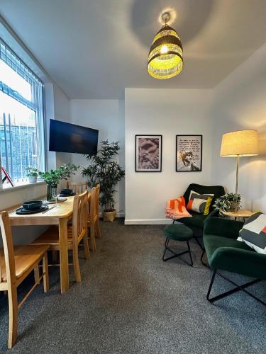 Wigan 1BR Haven - Perfect for a Relaxing Stay in וויגאן