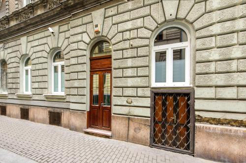 Budapest Citi Guesthouse - contactless self check in 3