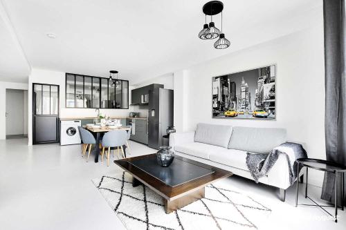 Amazing apartment - 3BR 6P - Near Convention - image 8