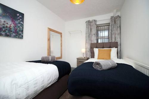 City Centre - Parking - Smart TVs in All Rooms - Swansea