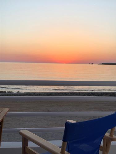 Skats, Kythera Beach Apartments in Diakofti