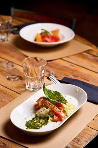 Iekārtas, ZEcamping 3 étoiles animaux acceptés bar épicerie restaurant et soirées (ZEcamping 3 etoiles animaux acceptes bar epicerie restaurant et soirees) in Malemort-du-Comtat