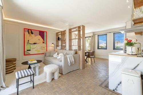 Luxurious penthouse, 2 bedroom suites, 3 spacious terraces, gorgeous views of mountains and sea,, Nicea (zdjęcie 8)