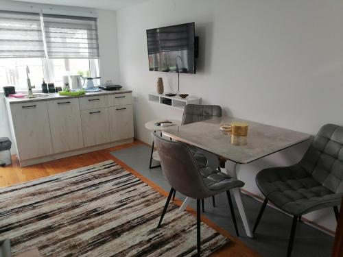 Létesítmények, Studio 28 in Bajina Basta