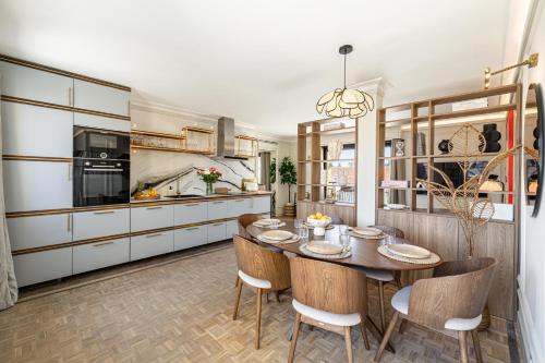 Luxurious penthouse, 2 bedroom suites, 3 spacious terraces, gorgeous views of mountains and sea,, Nicea (zdjęcie 10)