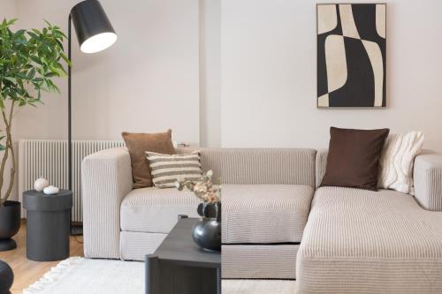 Light-Filled 3BR Flat in Marousi by UPSTREET, Atény (fotografie 3)