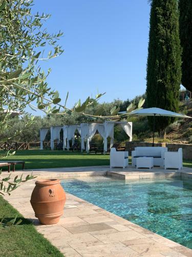 CASA VASARI Holiday Suites TUSCANY in Lucignano