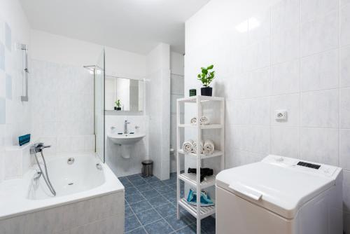 Grebovka Apartment with Private Bliss Garden, Praha (fotografie 11)