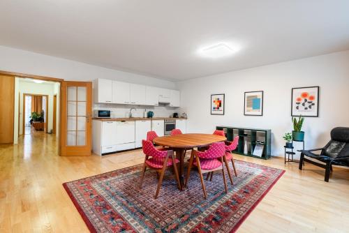 Grebovka Apartment with Private Bliss Garden, Praha (fotografie 7)