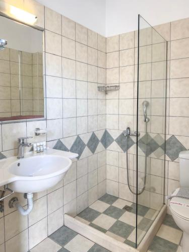 Eleni Suites Methoni - image 7