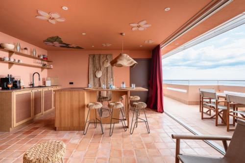 مطبخ, Bikini Island & Mountain Hotel Es Trenc -Adults only- in سيس سالينز