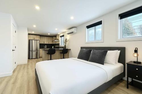 Le Luxueux - with EV Chrger Level 2, Quebec