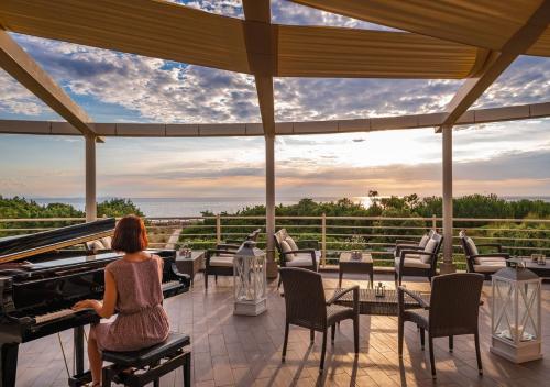 Навколишнє середовище, Tombolo Talasso Resort in Кастаньєти Кардуччі
