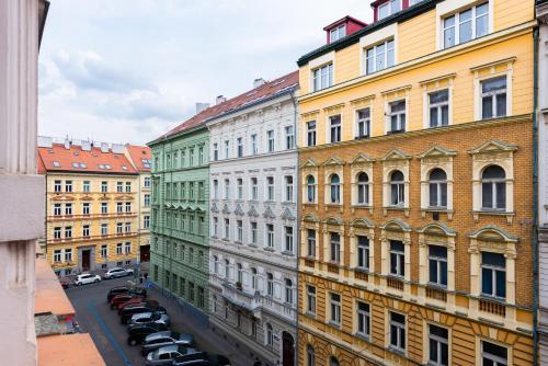 Tyrsova Apartment Near Vinohrady - Self Check in, Praga (zdjęcie 11)