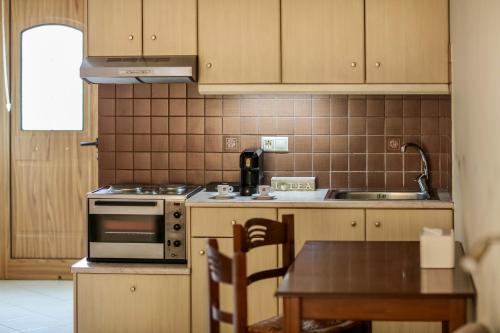 Eleni Suites Methoni - image 2