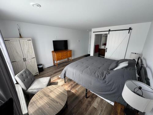 The Red Rest Motel by The Red Farm in Sydney Forks (NS)