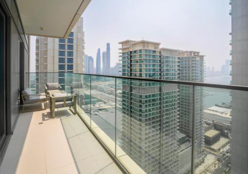 HomesGetaway - Luxury 2BR Apartment in Beach Vista - image 14