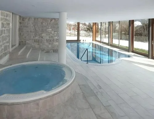 Luxury Apartment, Panoramic Mountain Views, 5 Star Spa Facilities - 4 Bedroom in Chateau-dOex, Schweiz