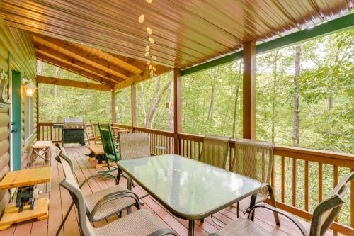 Game Room & 3-Story Deck at Lake Hiwassee Hideaway, Murphy