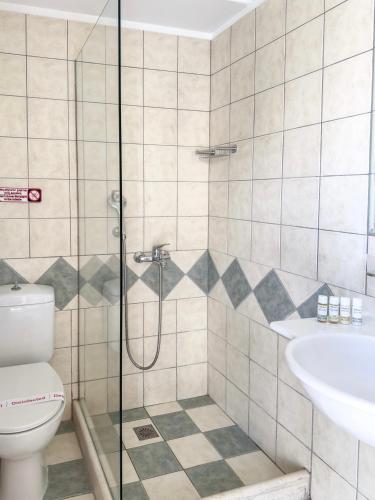 Eleni Suites Methoni - image 12