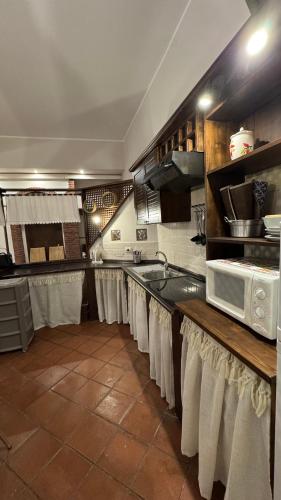 廚房, La Casa della Guida in 尼科洛西